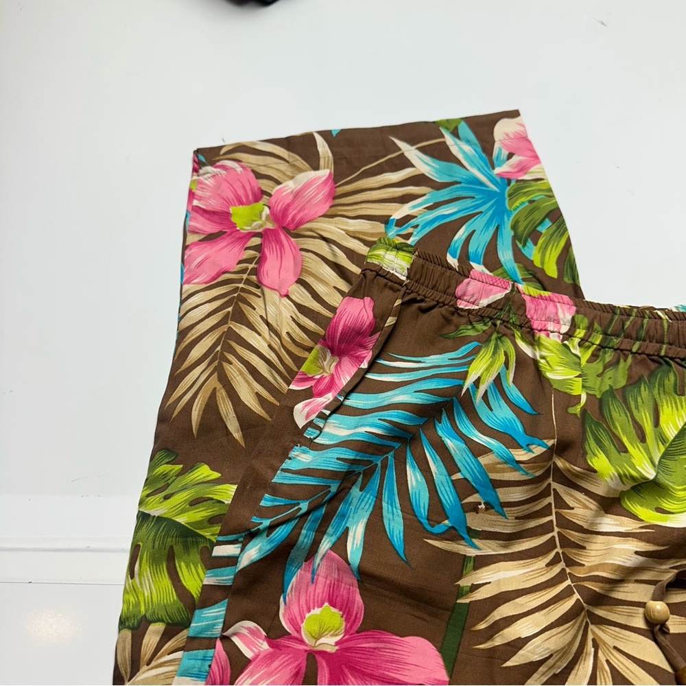 Tropical Silk Resort Pants | Wide Leg Drawstring · Bamboo Traders - Picture 6 of 13
